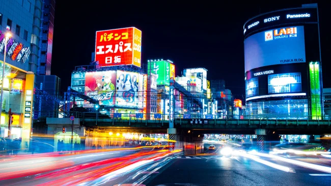 Bu yaratıcı şirketin yardımıyla Tokyo'yu keşfedin ve harika fotoğraflar çekin.