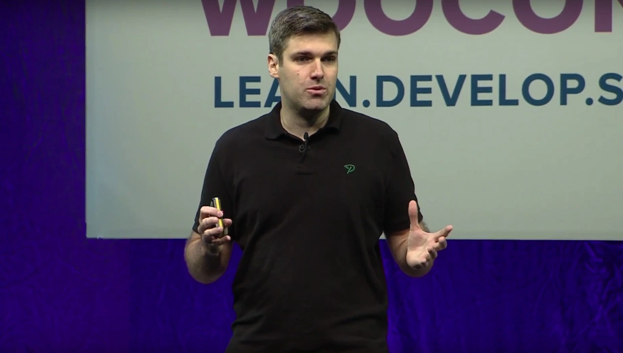 Brent Shepherd บนเวทีที่ WooConf 2016