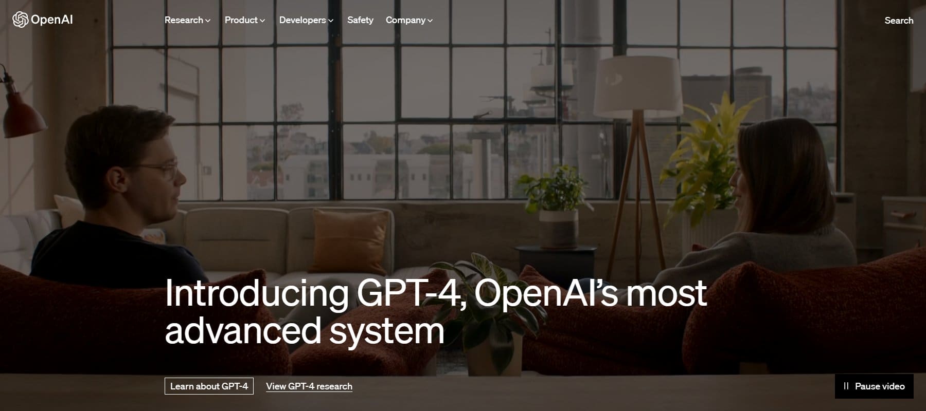 صفحة ChatGPT الرئيسية لـ OpenAI أبريل 2023