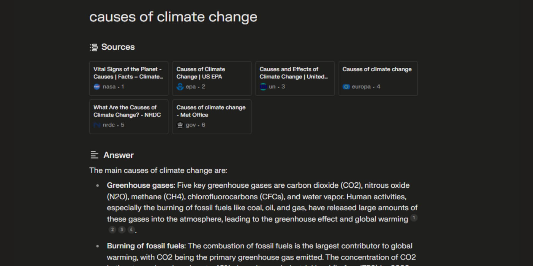 Una captura de pantalla de Perplexity AI respondiendo a las causas del cambio climático e incorporando conocimientos de artículos científicos, artículos de noticias y sitios web gubernamentales.