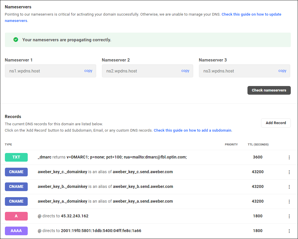 Gestionnaire DNS WPMU DEV avec enregistrement DMARC TXT ajouté.