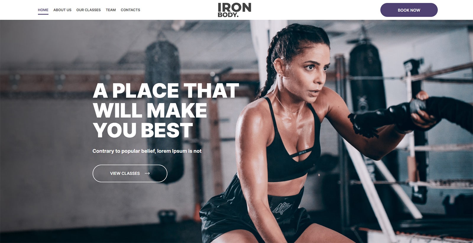 صورة لـ IronBody، أحد سمات WordPress التي تقدم تصميم موقع ويب حديث لصالة الألعاب الرياضية.