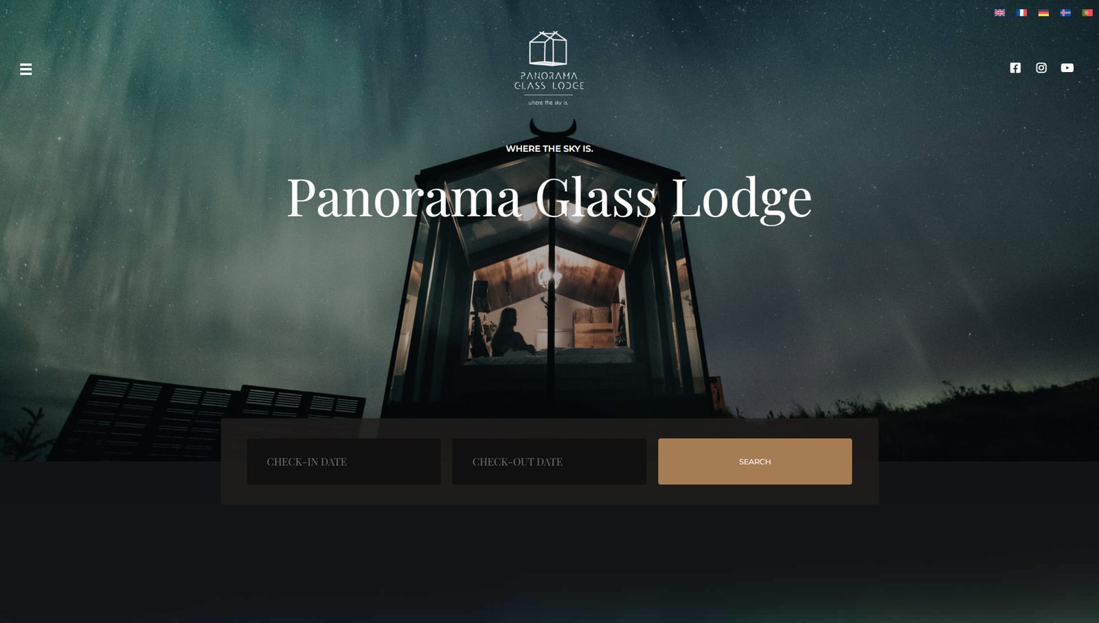 Fotografia di Panorama Glass Lodge, un esempio di design del sito web di un hotel con recensioni degli ospiti e sezioni FAQ.