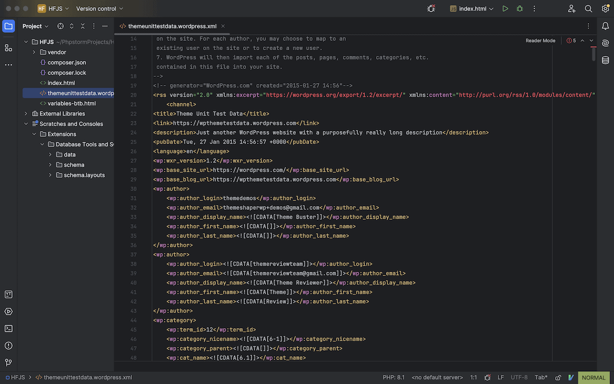 Интерфейс PhpStorm, показывающий XML-файл на экране.