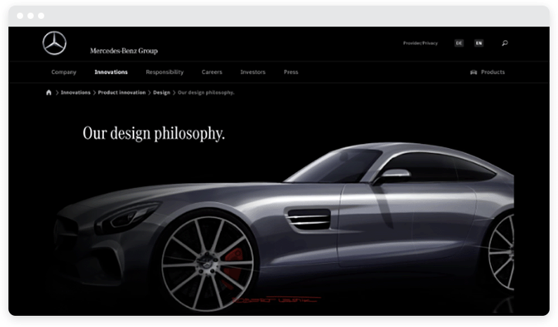 Ein silbernes und schwarzes Farbschema auf der Mercedes-Benz-Website.