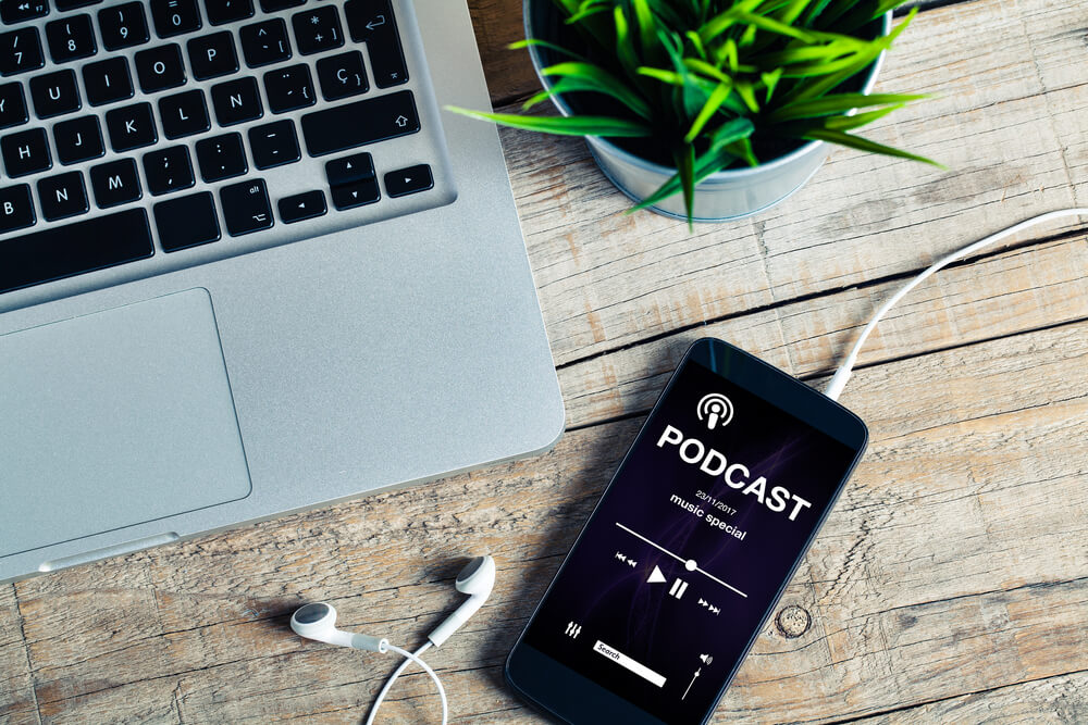 Ceci est une image sur Podcasting : Comment démarrer une entreprise en ligne sans argent