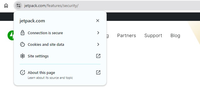 Jetpack.com/features/security にある Web ページ。Web ブラウザにセキュリティ オプションが表示され、接続が安全であることが示されます。